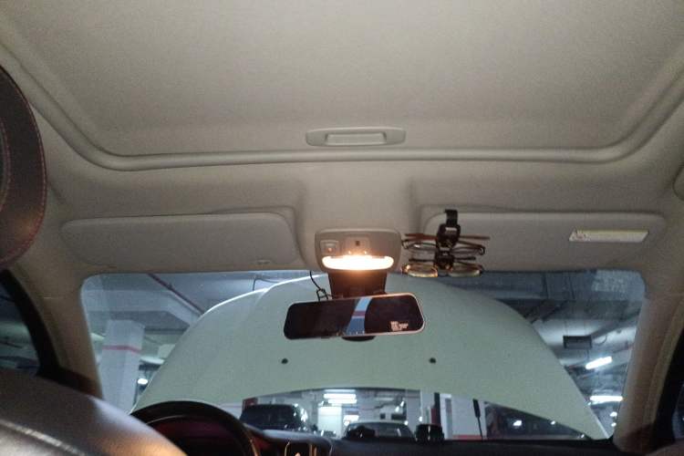 Used Citroen C5 2014 1.6T Automatic Luxury Model
