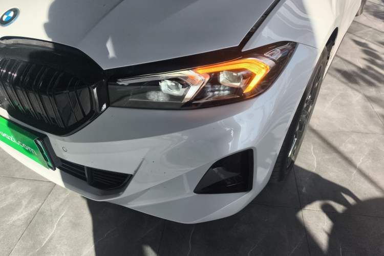 Used BMW i3 2024 eDrive 40 L Midnight Edition
