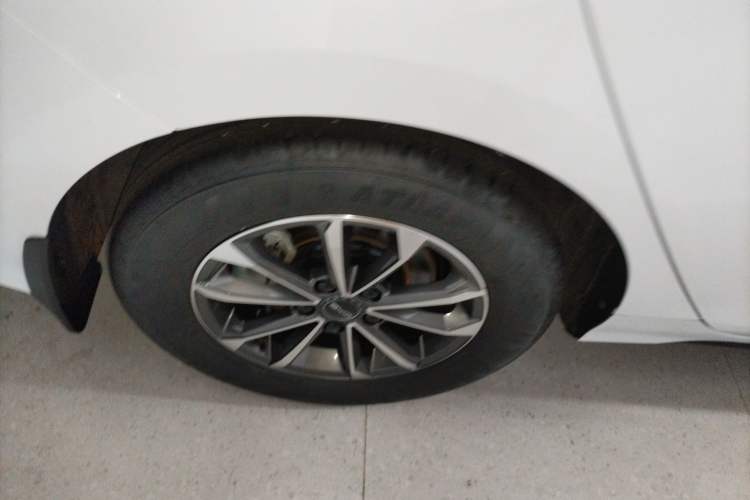 Used BYD Destroyer 05 2024 HONOR Edition DM-i 55KM Luxury Model
