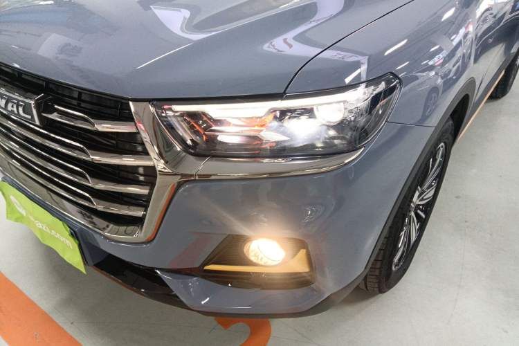 Used Haval H6 2021 National Trend Edition 1.5 GDIT Automatic Luxury Version
