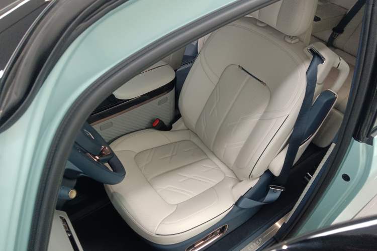 Used Zeekr MIX 2025 Long-Range Intelligent Driving Edition