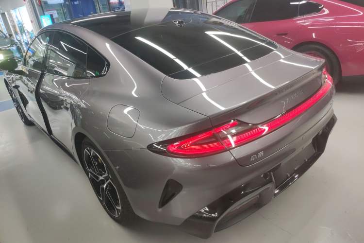 Used  SU7 2024 Rear-Drive Long-Range Intelligent Driving Version