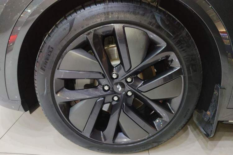 Used Li Auto L8 2023 Max model
