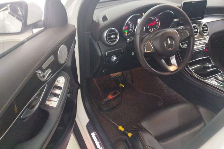 Used Mercedes-Benz GLC 2018 GLC 260 4MATIC Dynamic Edition
