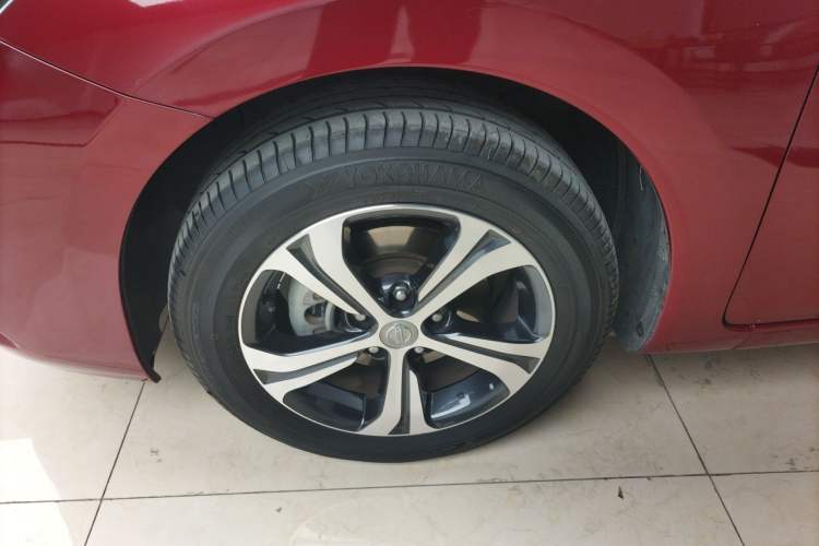 Used Nissan Tiida 2019 1.6L CVT Smart Drive Version China VI Standard