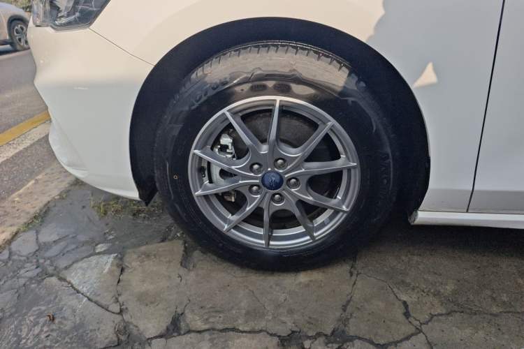 Used Ford Focus 2021 Hatchback EcoBoost 180 Automatic Titanium Edition
