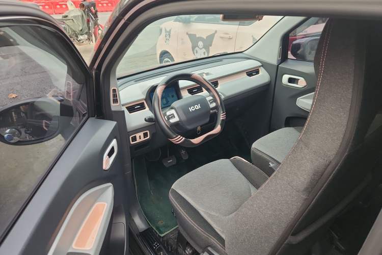 Used Chery QQ Ice Cream 2022 170km Sundae Phosphate Lithium-Ion