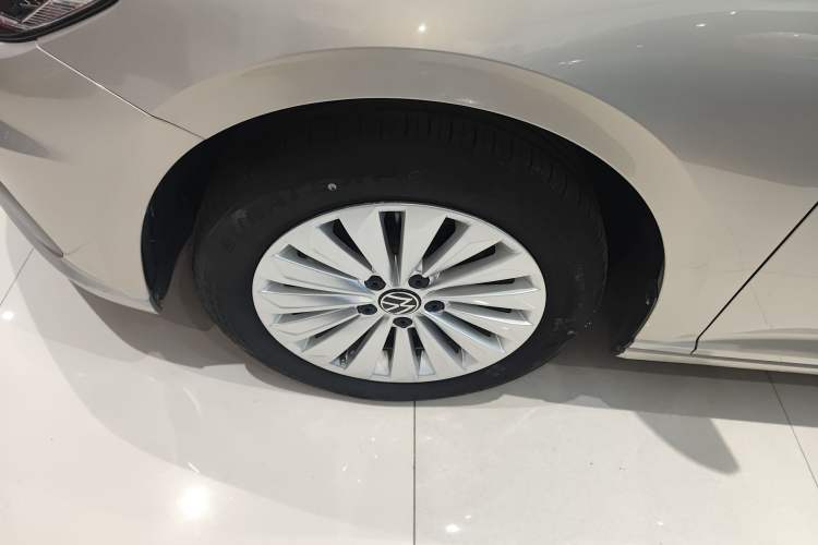 Used Volkswagen Lavida 2022 1.5L Automatic Vision Edition
