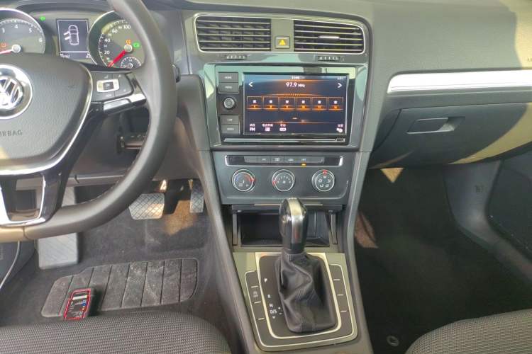 Used Volkswagen Golf 2019 280TSI DSG Comfort Version China V Standard
