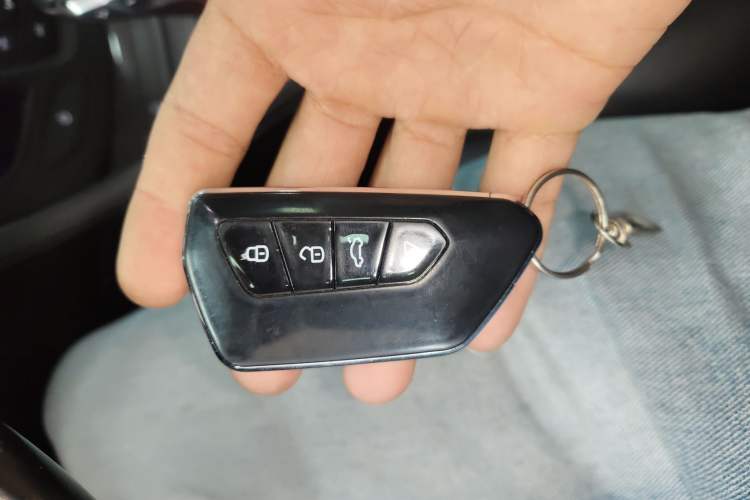 Used Buick Envision 2018 20T Two-Wheel-Drive Elite Model