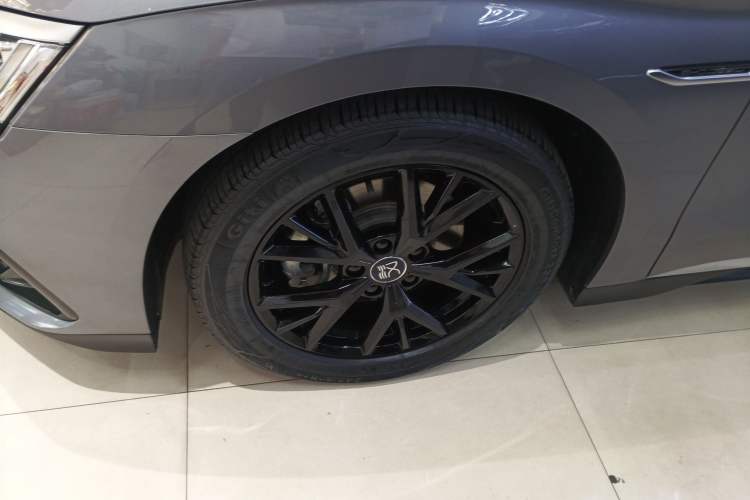 Used BYD Han 2024 DM-i Glory Edition 121KM Prestige Model
