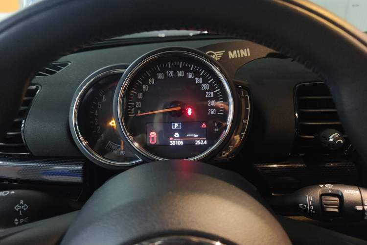 Used  Clubman 2016 1.5T ONE Internet Limited Edition
