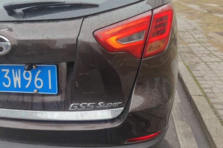 Used GAC Trumpchi GS5 Super 2015 2.0L Automatic Two-Wheel Drive Comfort Edition
