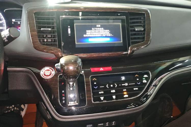 Used Honda Odyssey 2018 2.4L Luxury Edition