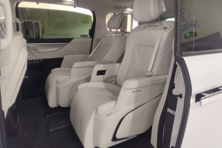 Used Buick GL8 New Energy 2024 Lu Zun Deluxe Edition 7-Seater
