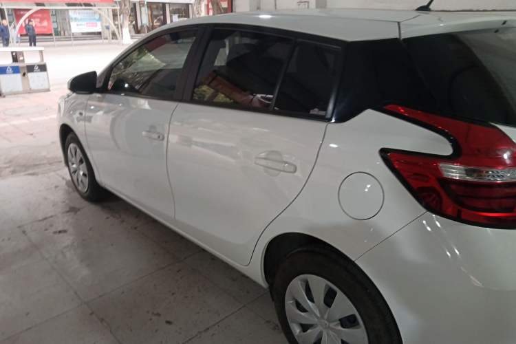 Used Toyota YARiS L 2016 Revised 1.5E CVT Charming Edition
