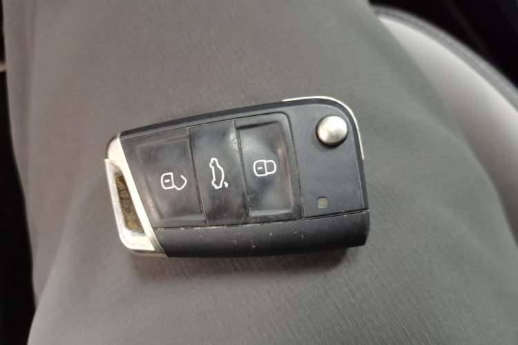 Used Volkswagen Tacqua 2023 200TSI DSG Joy-Connect Edition