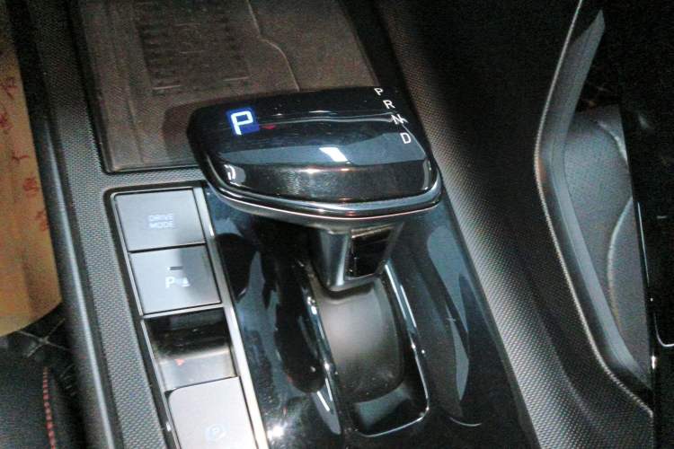 Used Hyundai Elantra 2021 240TGDi DCT LUX Prestige Edition