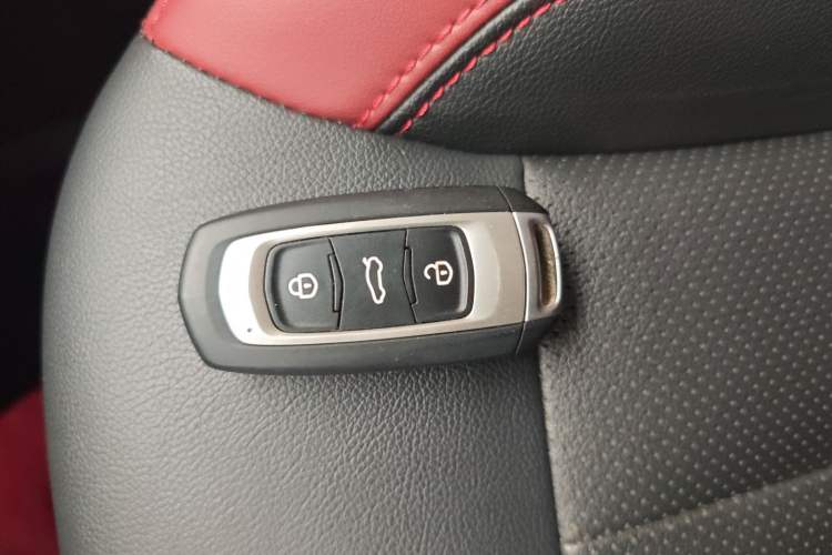 Used Geely Auto Vision X3 2021 PRO 1.5L CVT Deluxe Model