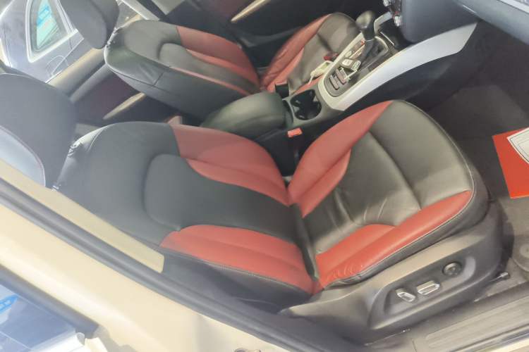 Used Audi Q5 2017 Plus 40 TFSI Technology Model