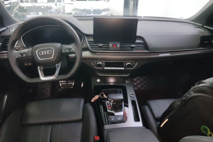 Used Audi Q5L 2023 40T Luxury Dynamic Model
