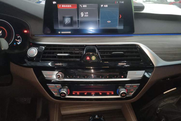 Used BMW 5 Series New Energy 2019 Updated Version 530Le Luxury Package
