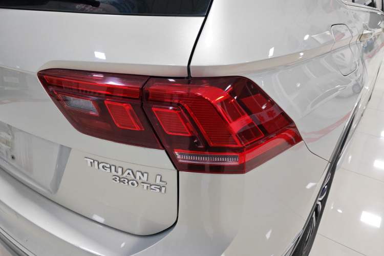 Used Volkswagen Tiguan L 2018 330TSI Automatic Two-Wheel Drive Luxury Edition