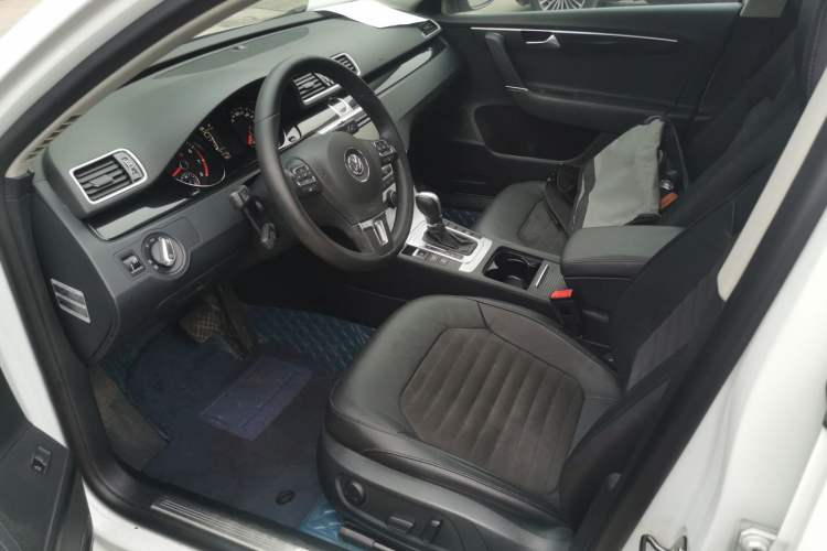 Used Volkswagen Magotan 2015 1.8TSI Luxury Model