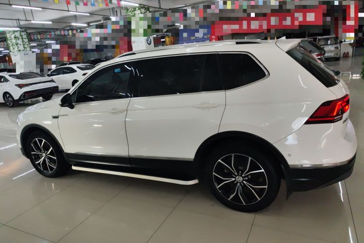 Used Volkswagen Tiguan L 2017 330TSI Automatic Two-Wheel Drive Flagship Edition