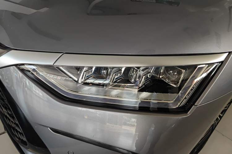 Used BYD Han 2023 DM-i Champion Edition 121KM Prestige Model
