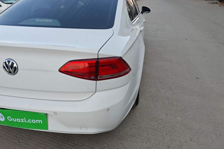 Used Volkswagen Lamando 2018 230TSI DSG Fashion Edition
