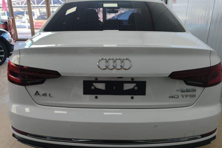 Used Audi A4L 2018 30th Anniversary Edition 40 TFSI Trendy Model