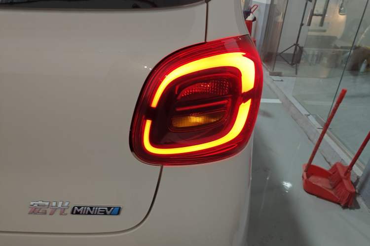 Used Wuling Hongguang MINIEV 2025 Four-Door Version Advanced Edition