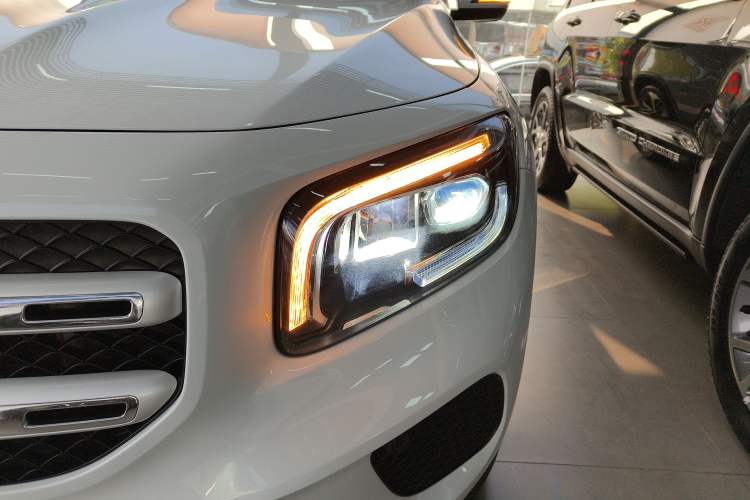 Used Mercedes-Benz GLB 2021 GLB 200 Fashion Model