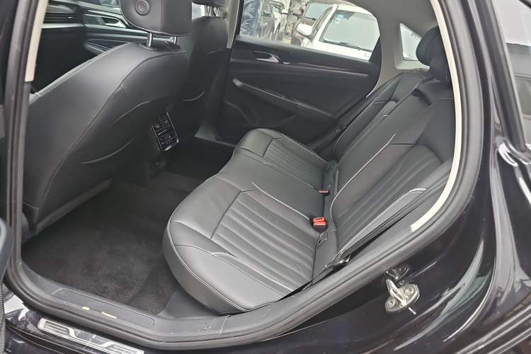 Used Volkswagen Passat 2022 330TSI Elite Edition
