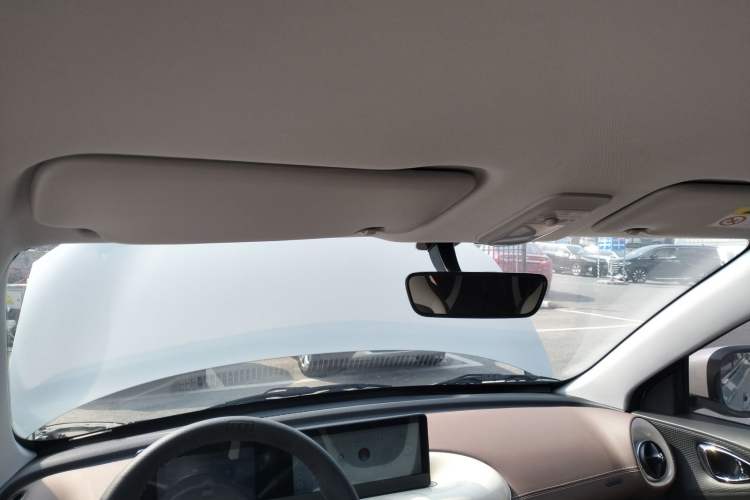 Used Wuling Bingo 2024 333 km Enjoyment Version
