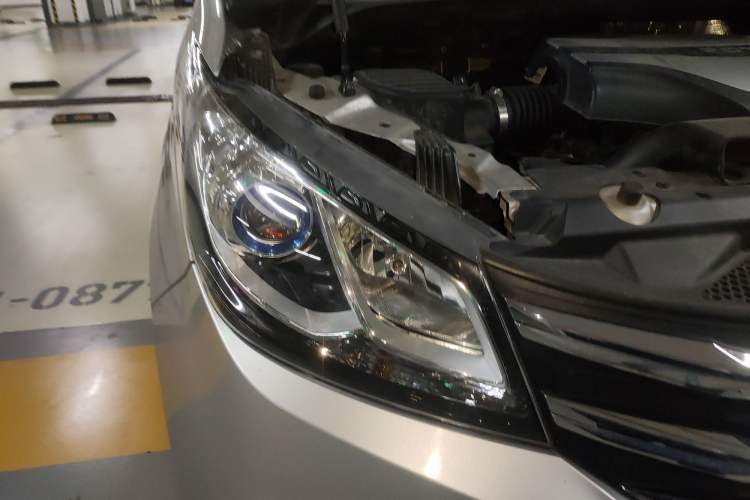 Used SAIC MAXUS G10 2021 2.0T Automatic Elite Edition Gasoline 7-Seater