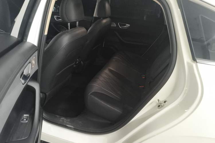 Used Roewe D7 2023 EV 510km Rear-Drive Flagship Edition
