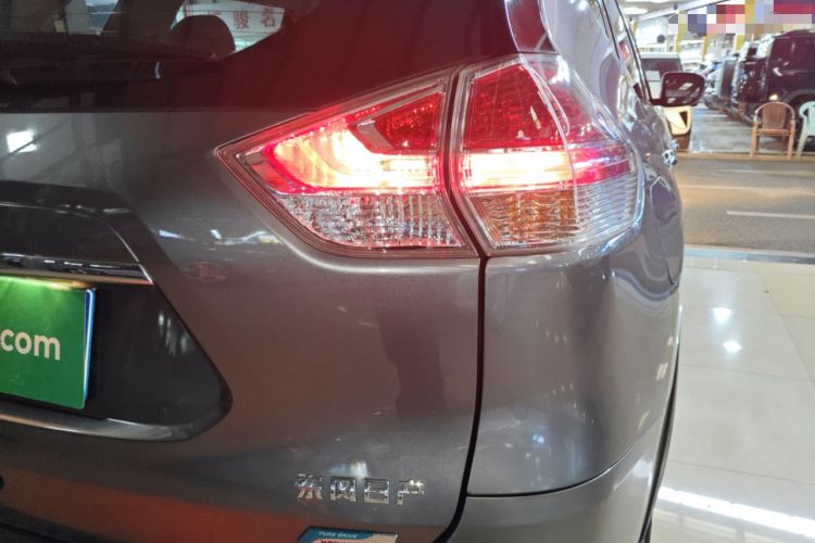 Used Nissan X-Trail 2014 2.0L CVT Smart Edition 2WD
