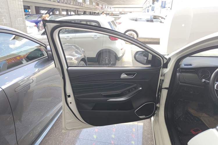 Used Chery Arrizo GX 2019 Pro 1.5T CVT Model Color Version China VI Standard
