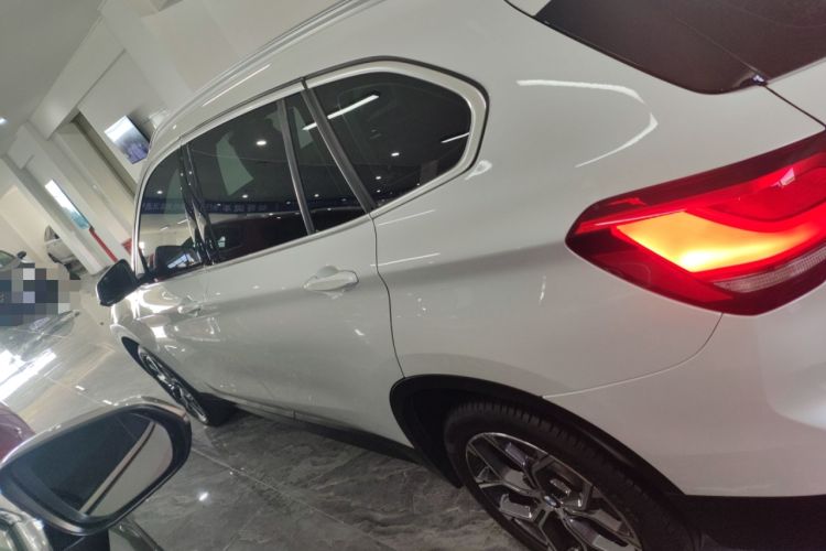 Used BMW X1 2022 sDrive25Li Leading Model
