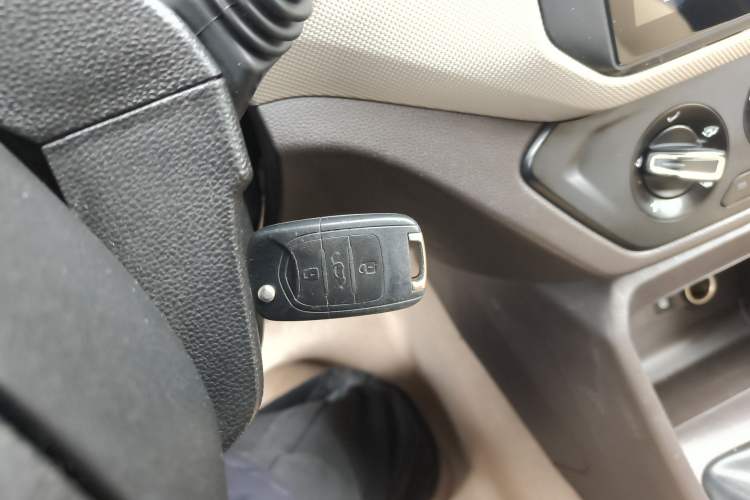 Used Wuling Hongguang 2021 1.5L S Standard Version LAR
