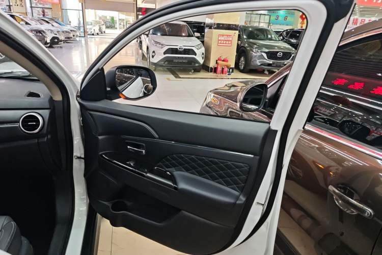 Used Mitsubishi ASX 2020 2.0L CVT Smart Edition
