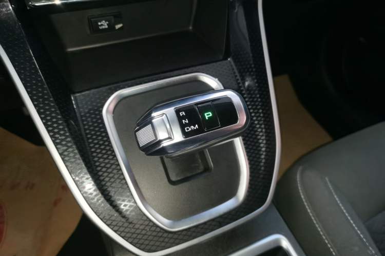 Used Haval M6 2023 PLUS 1.5T DCT Elite Smart Connectivity Model
