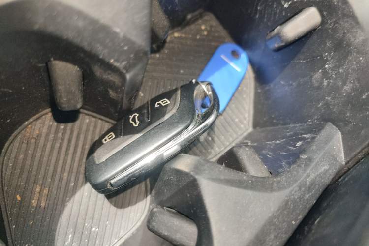 Used Roewe i5 2021 1.5L CVT Platinum Edition
