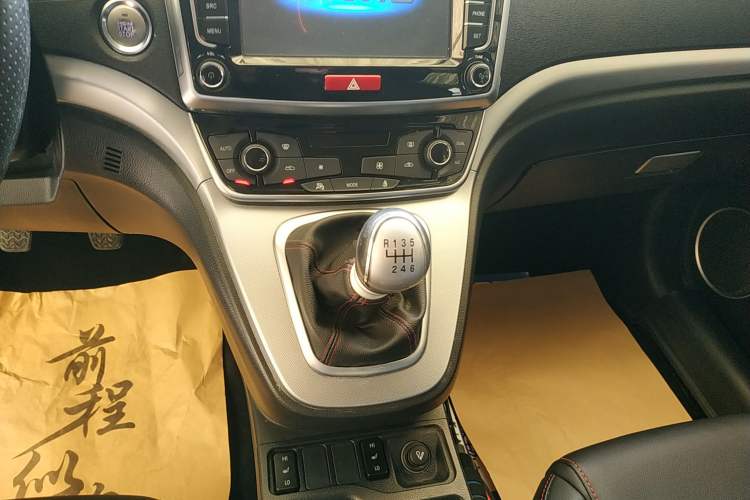 Used Haval H6 2017 Blue Label Sport Edition 1.5T Manual Two-Wheel Drive Elite Model
