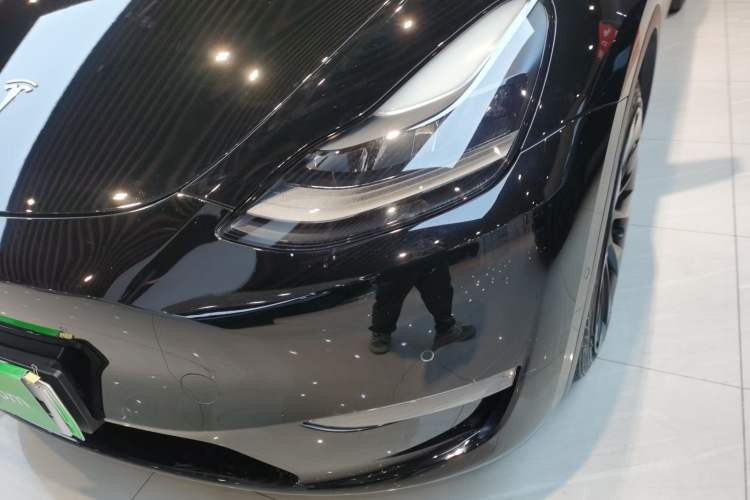 Used Tesla Model Y 2021 Standard Range Rear-Wheel Drive Version
