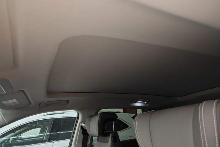 Used Buick E5 2025 Model 620KM Prestige Edition