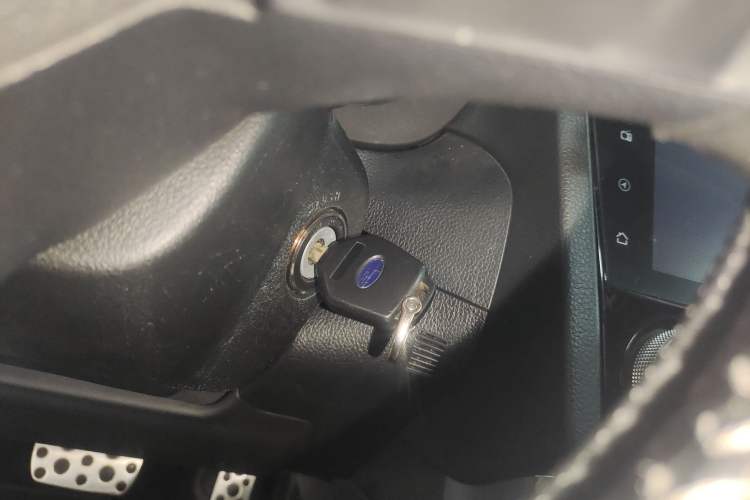 Used Subaru Forester 2016 2.0i Fashion Navigation Edition
