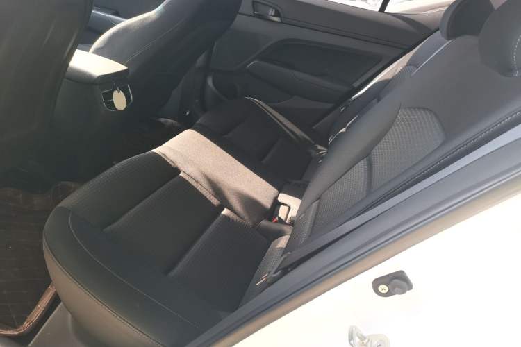 Used Hyundai Elantra 2018 1.4T Dual-Clutch Xuan Dong · Dynamic Edition
